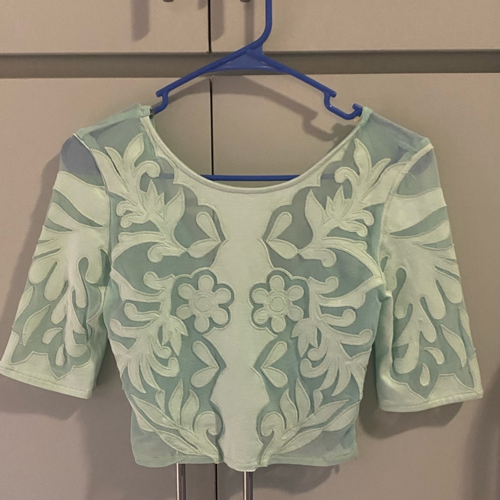 Turquoise Mesh Quarter-Sleeve Crop Top